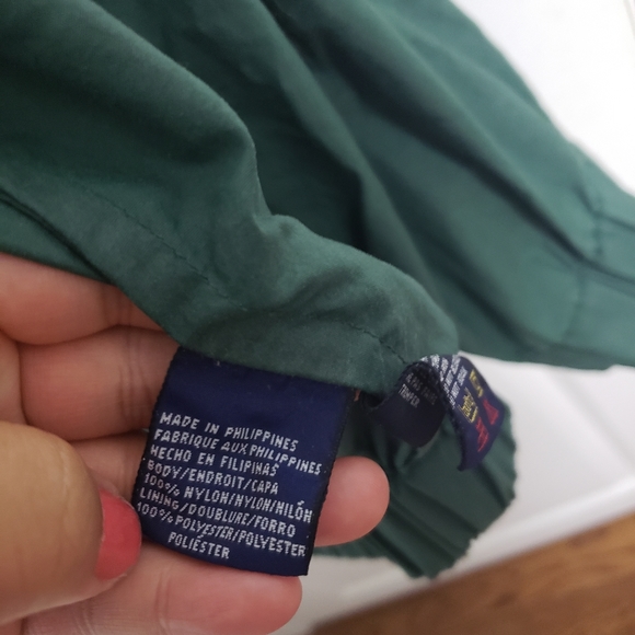 VINTAGE TOMMY HILFIGER Green Embroidered Patch Windbreaker Jacket - Picture 15 of 16